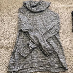 Lululemon running sweatshirt